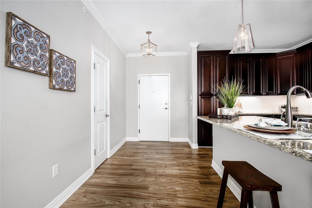 2500 King Arthur Boulevard - Photo 5