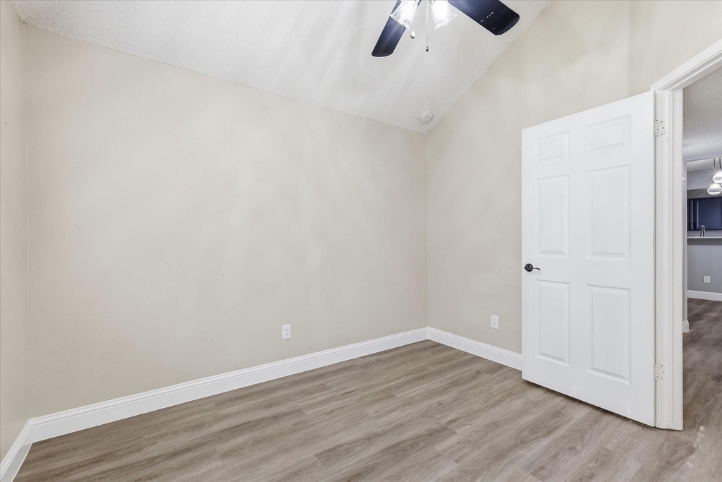 2909 Menlo Park Lane - Photo 20