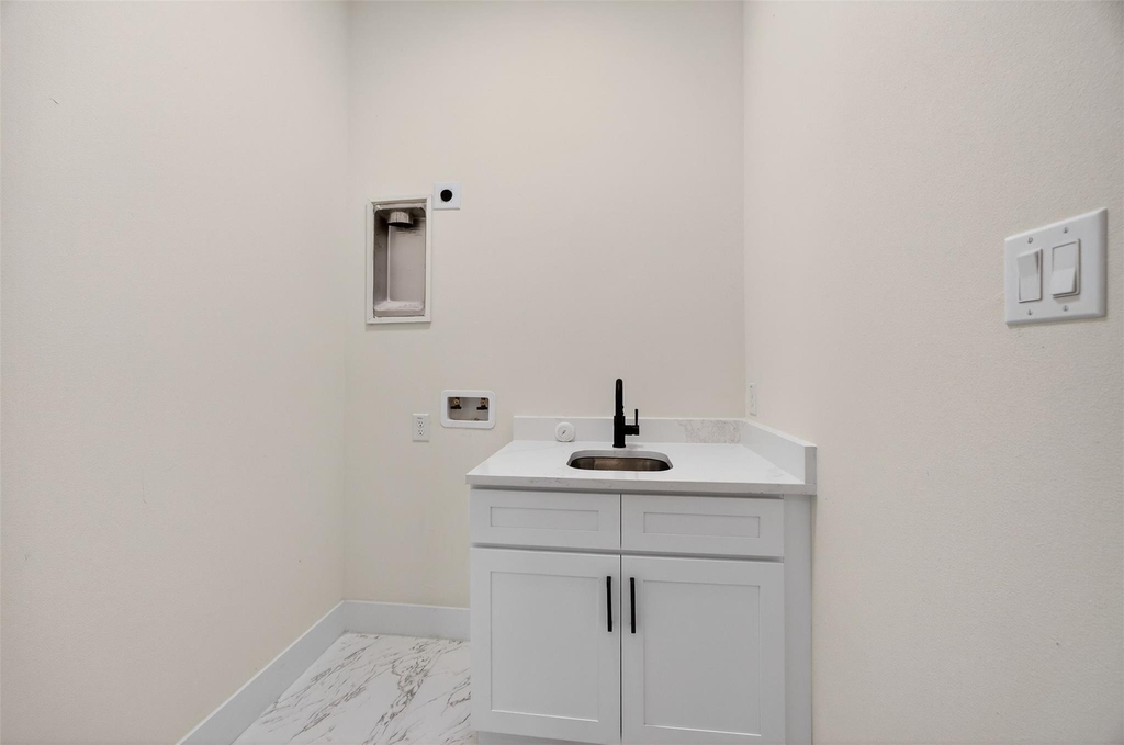 2701 S Jones Street - Photo 19