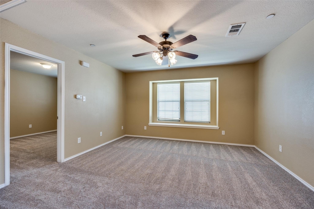 1123 Sophia Street - Photo 6