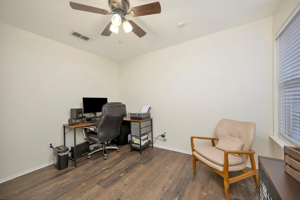 6354 Stonewater Bend Trail - Photo 9