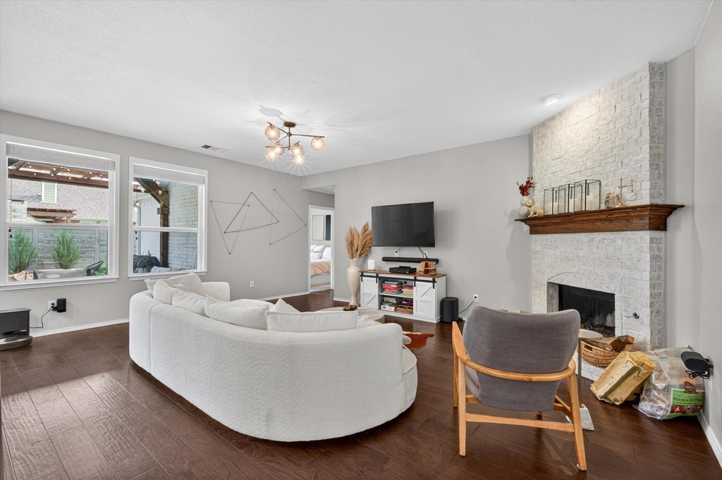 1809 6th Street - Photo 8