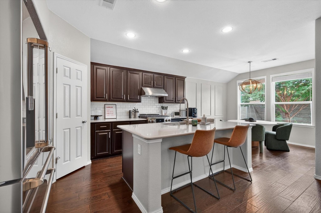 1809 6th Street - Photo 9