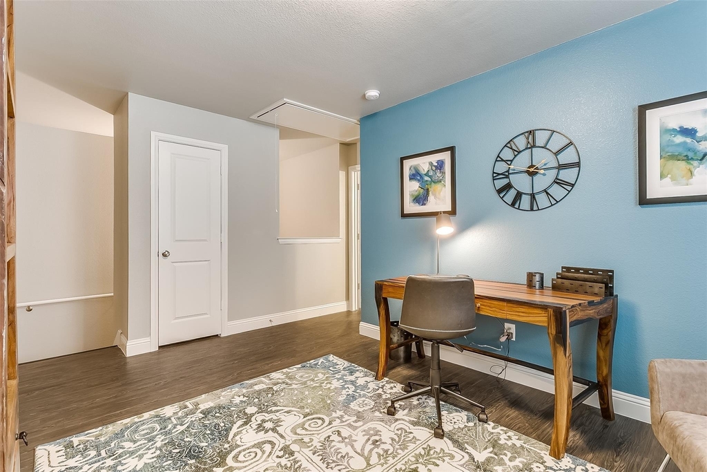 4020 Sheraton Road - Photo 9