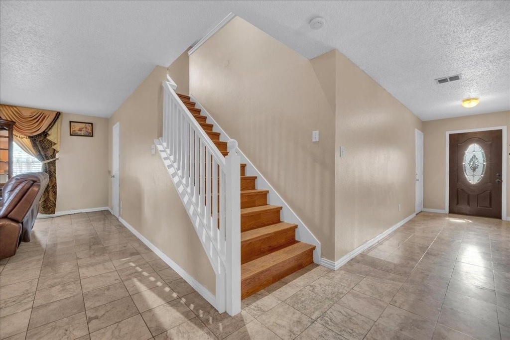 6610 Beryl Drive - Photo 9