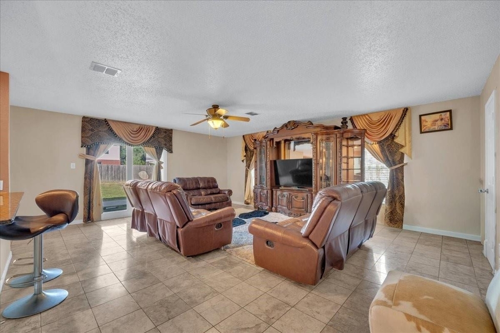 6610 Beryl Drive - Photo 6
