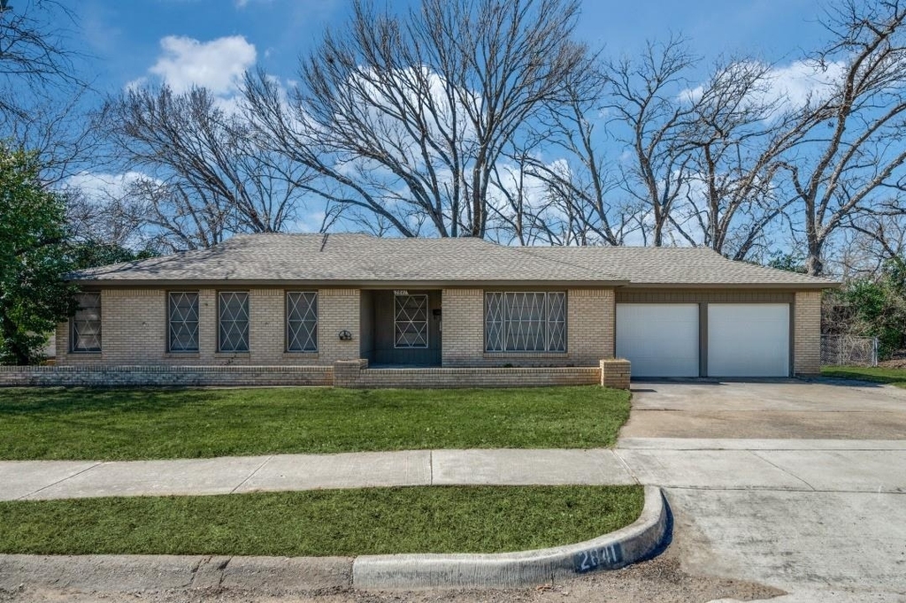 2841 Scruggs Park Drive - Photo 0