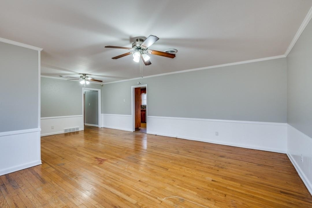 2841 Scruggs Park Drive - Photo 3