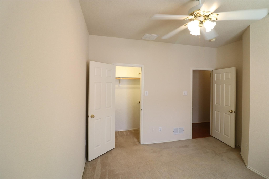 7901 Stonehaven Lane - Photo 25