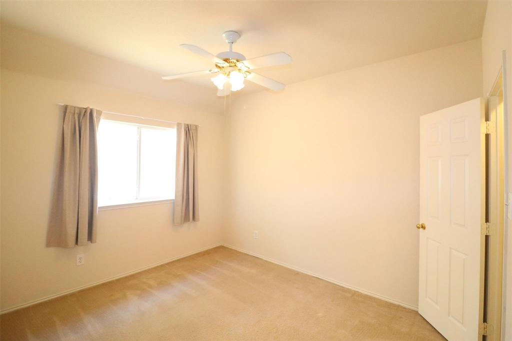 7901 Stonehaven Lane - Photo 24