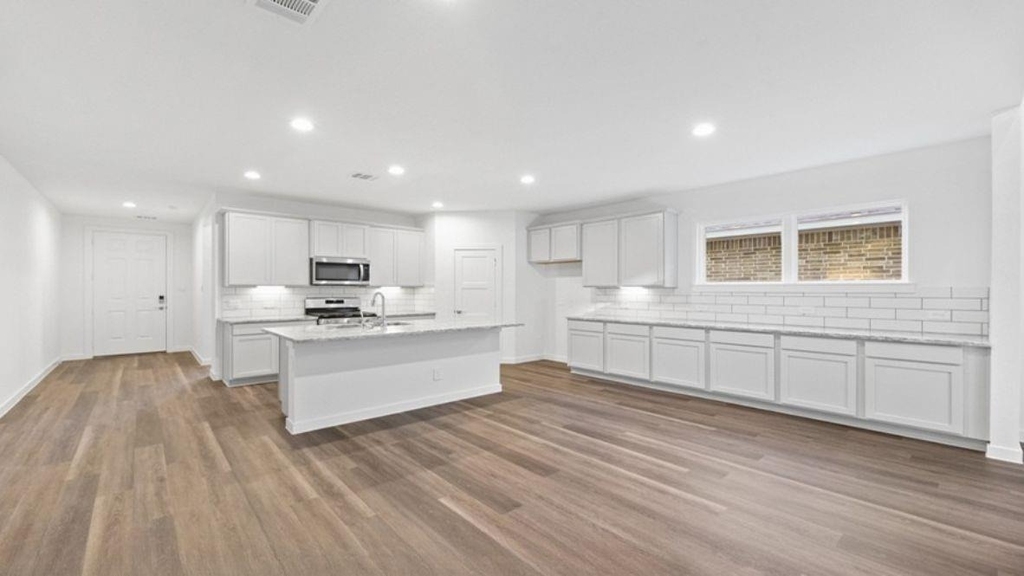 9408 Gossamer Street - Photo 2