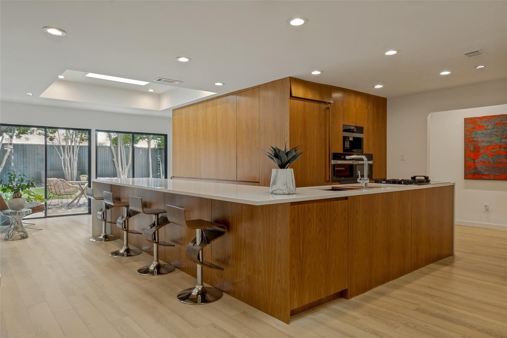 6418 Covecreek Place - Photo 7