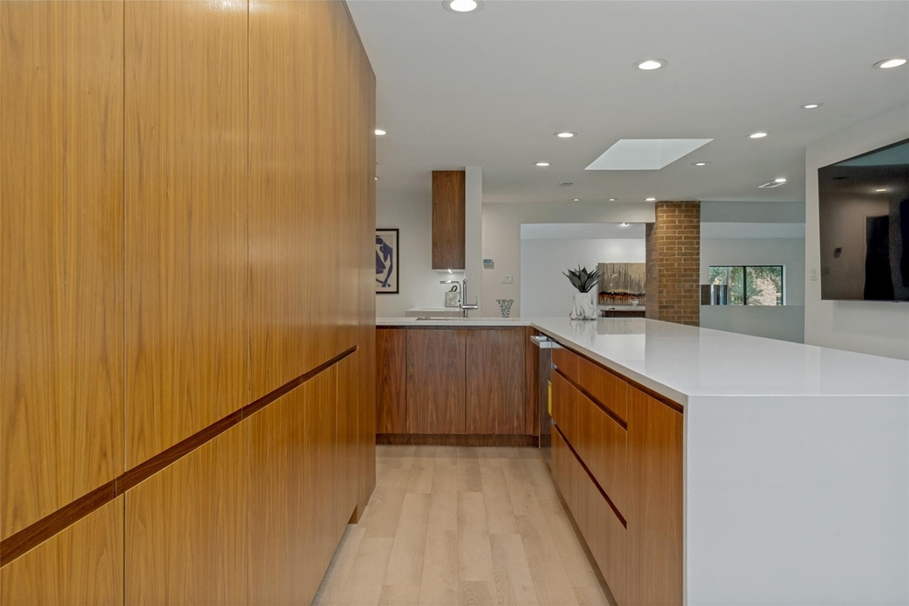 6418 Covecreek Place - Photo 10