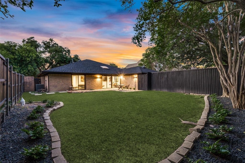 6418 Covecreek Place - Photo 33
