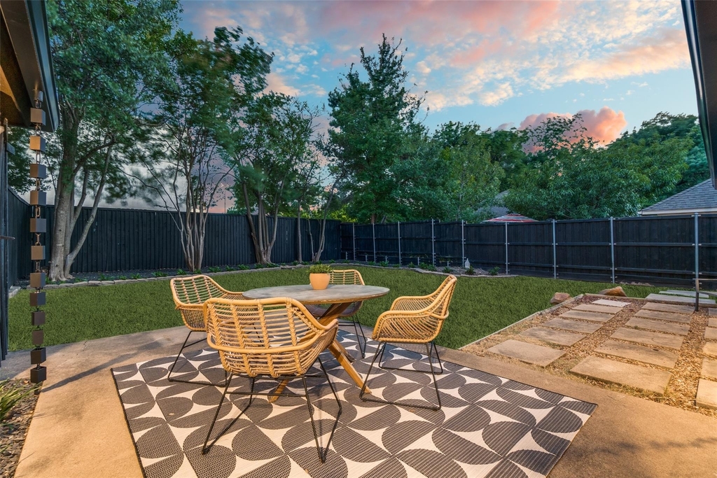 6418 Covecreek Place - Photo 31