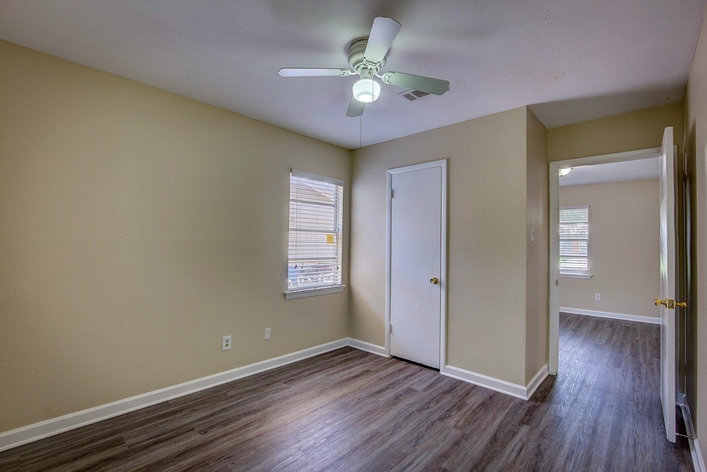 820 Collin Drive - Photo 7