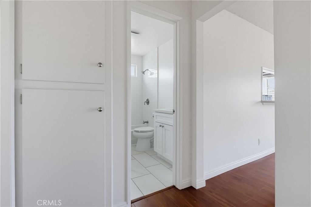 408 N Electric - Photo 8