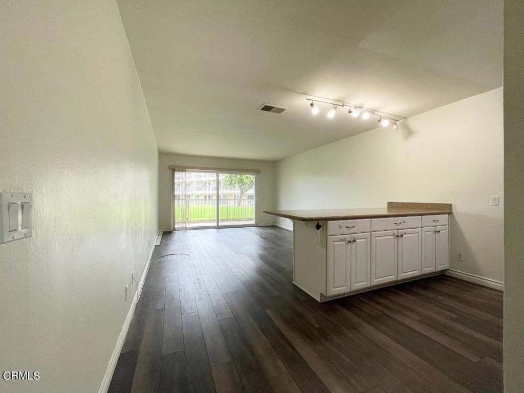 669 Reef Circle - Photo 2