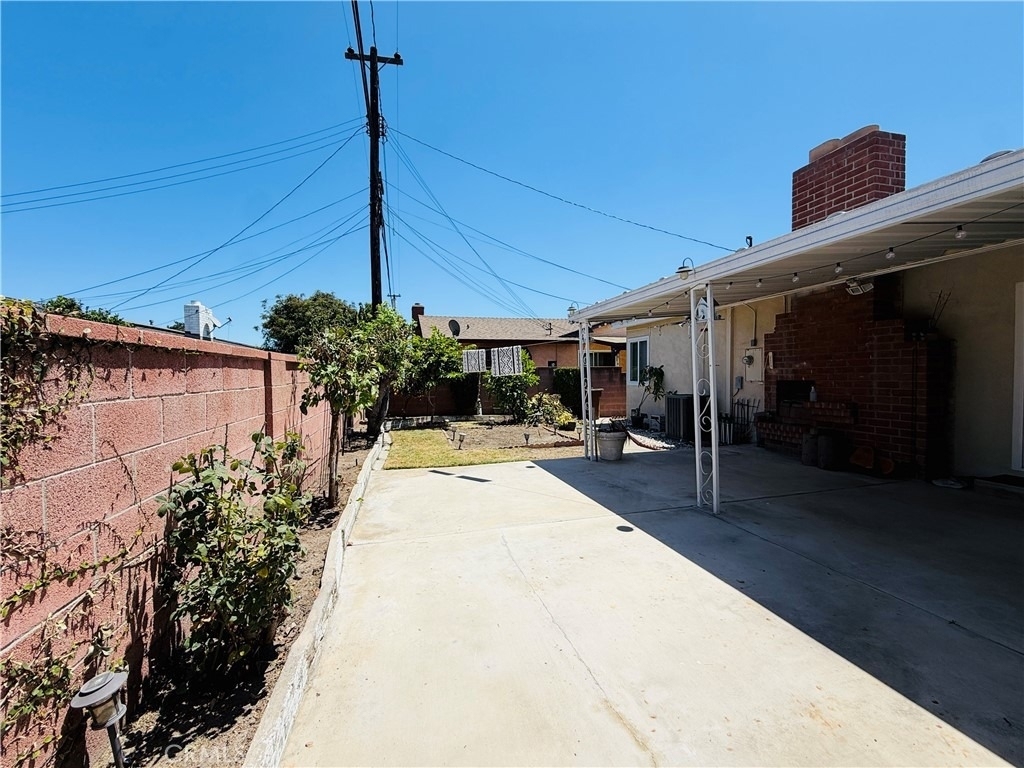 1525 W Houston Avenue - Photo 14