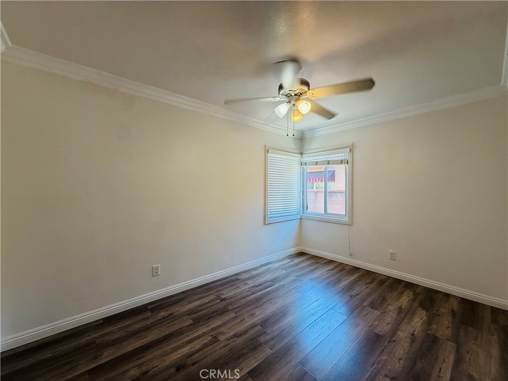 1525 W Houston Avenue - Photo 8