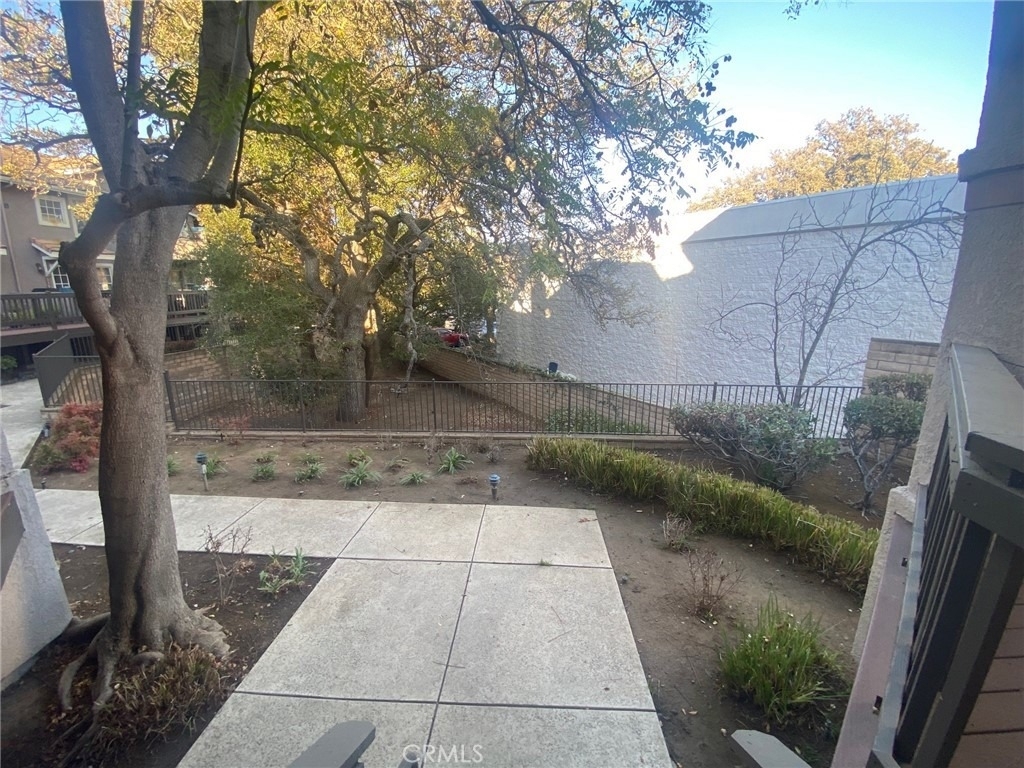 3380 Holly Grove Street - Photo 12