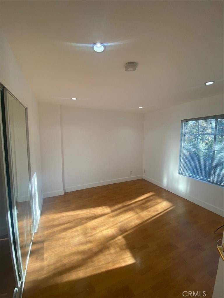 3380 Holly Grove Street - Photo 10