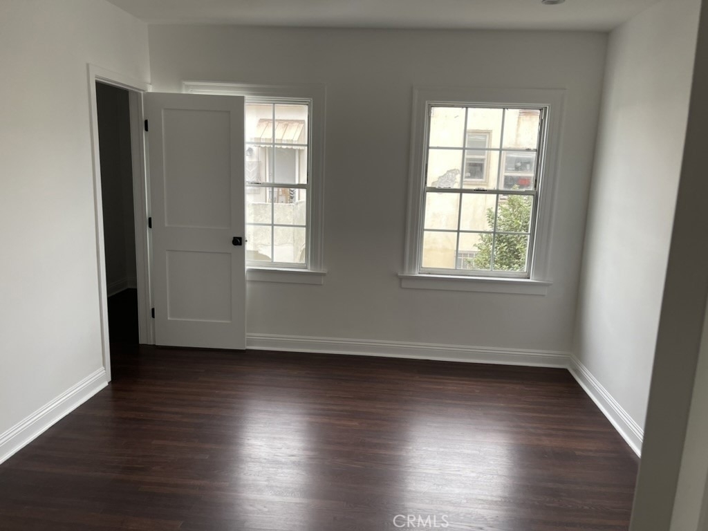 4467 Victoria Park - Photo 2