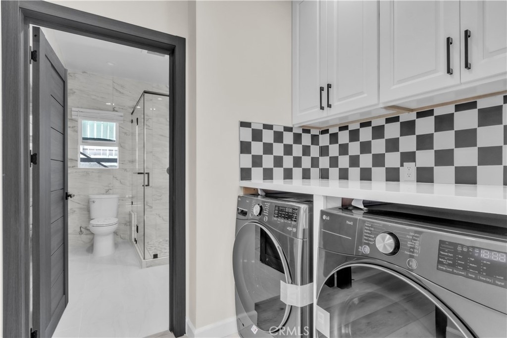 16435 Kingsbury Street - Photo 9