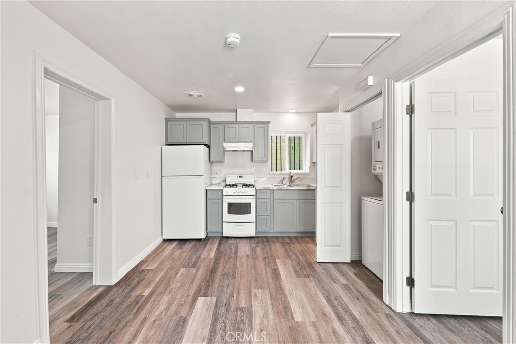 10646 S Wilton Place - Photo 10