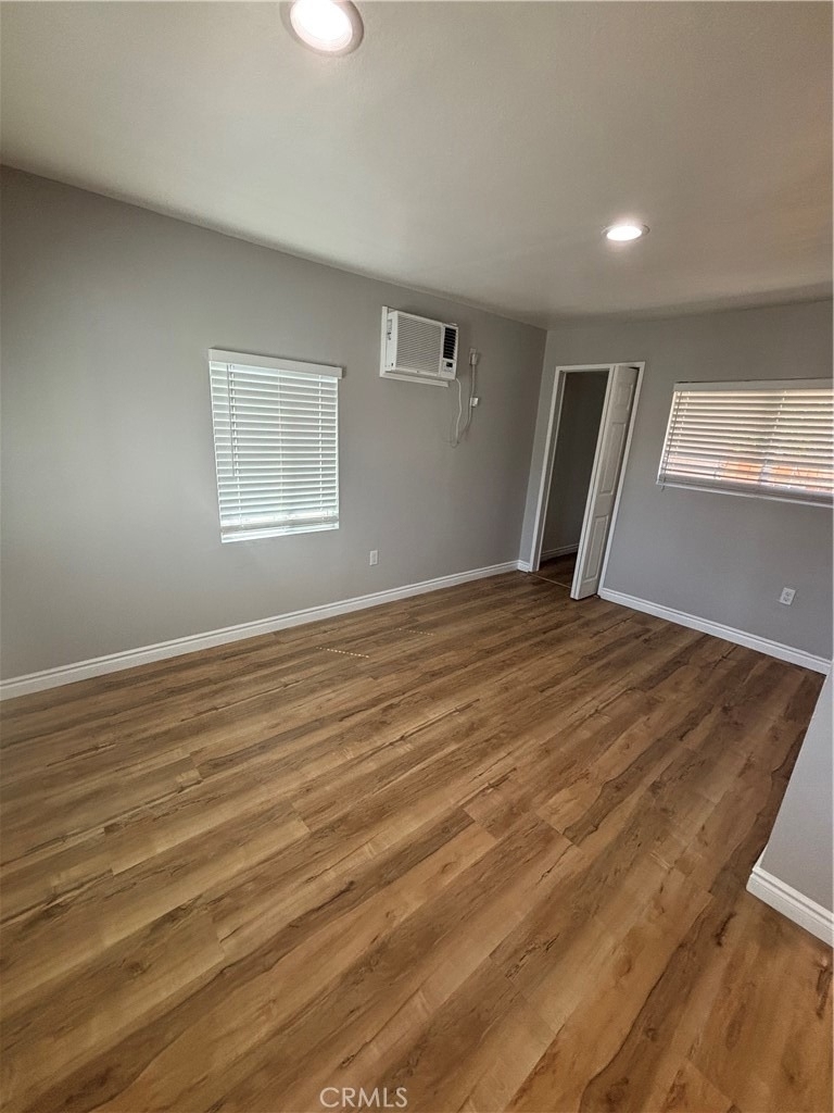 11405 Walnut - Photo 2
