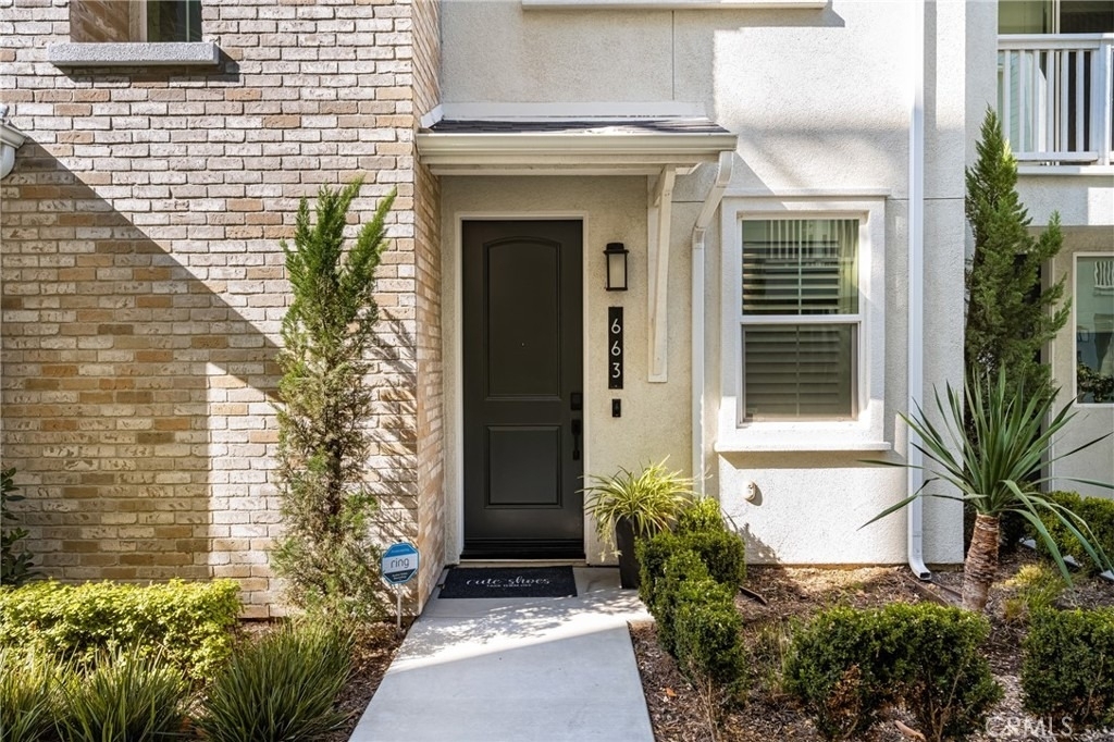 663 S Mosaic Street - Photo 2