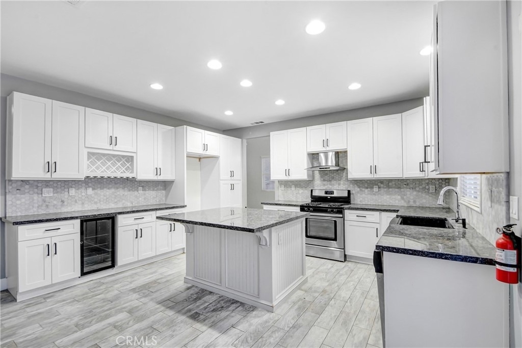 709 E Agape Avenue - Photo 3