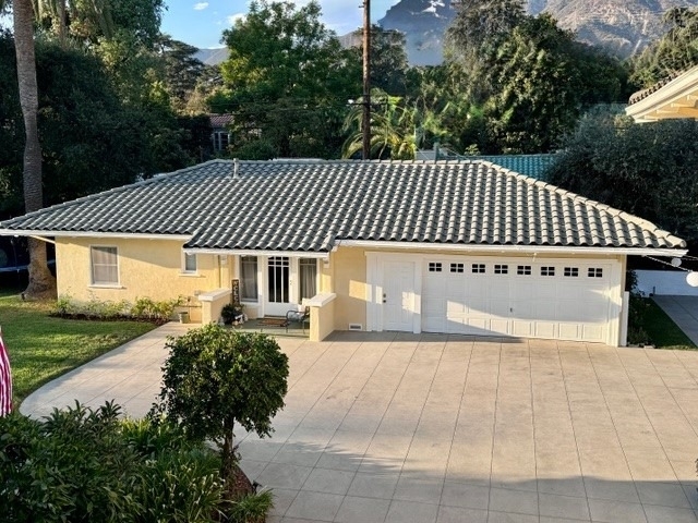 1325 E Altadena - Photo 0