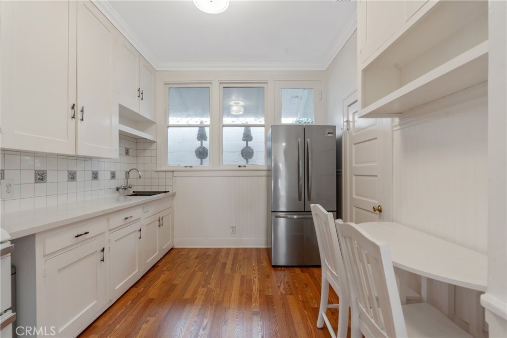 1325 E Altadena - Photo 5