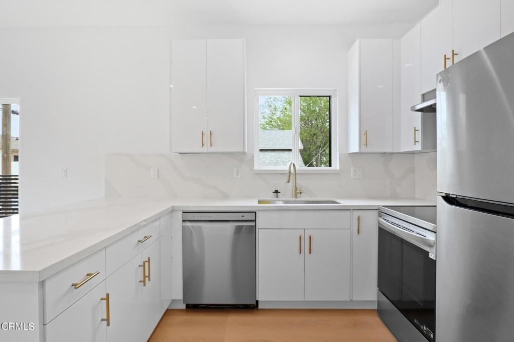 112 N Kenneth Road - Photo 6