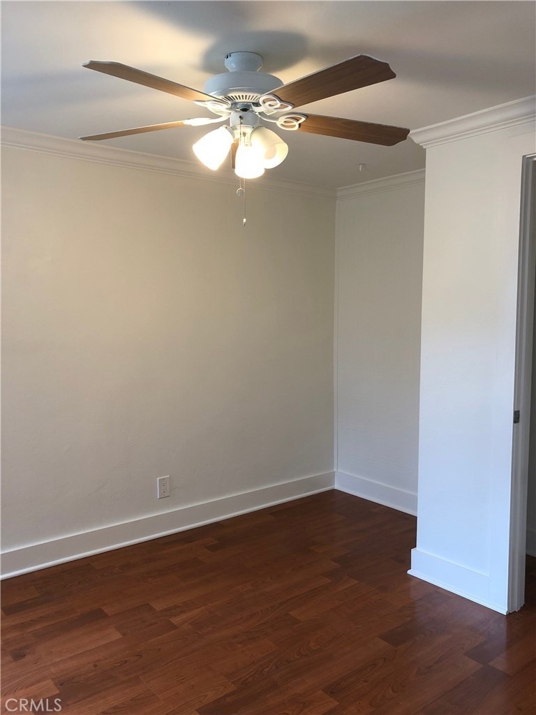 933 10th Street - Photo 8