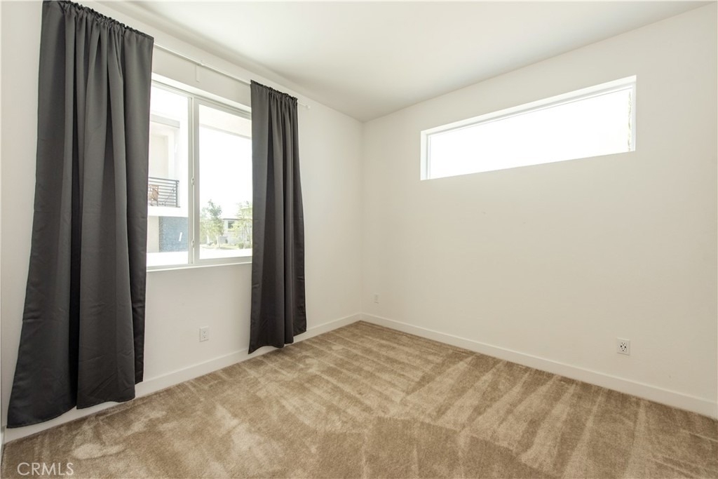 258 Sash - Photo 4