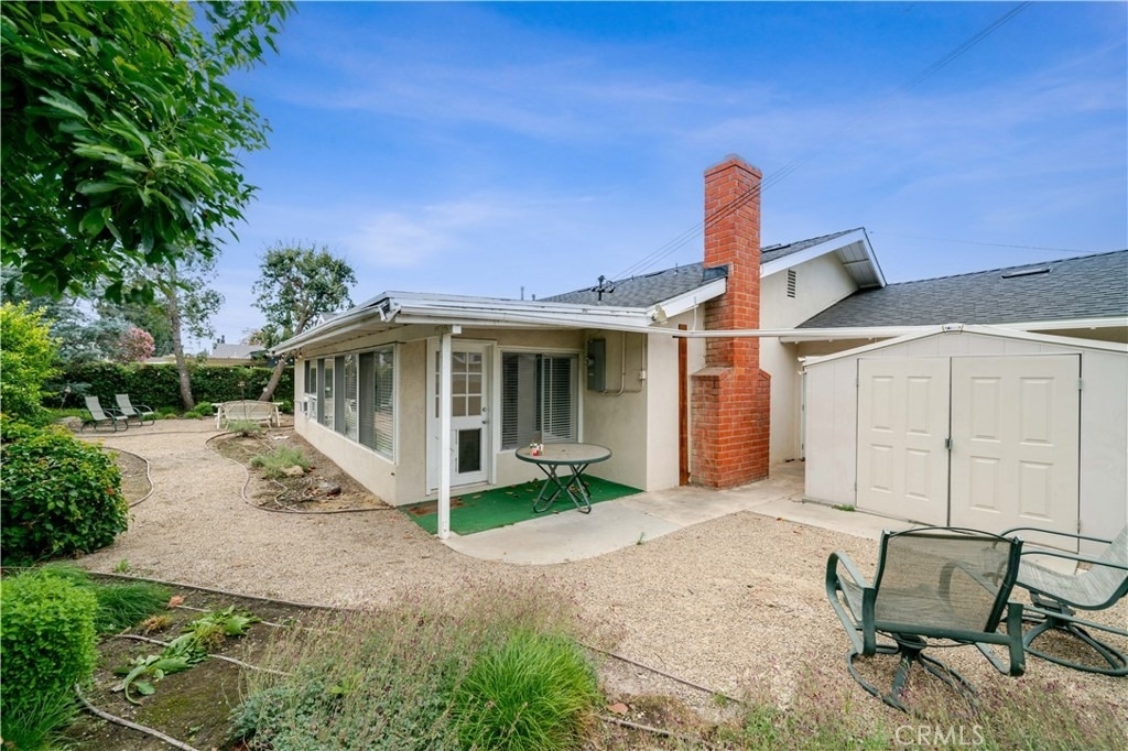 1019 E Walnut Avenue - Photo 33