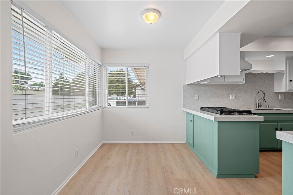 1019 E Walnut Avenue - Photo 9