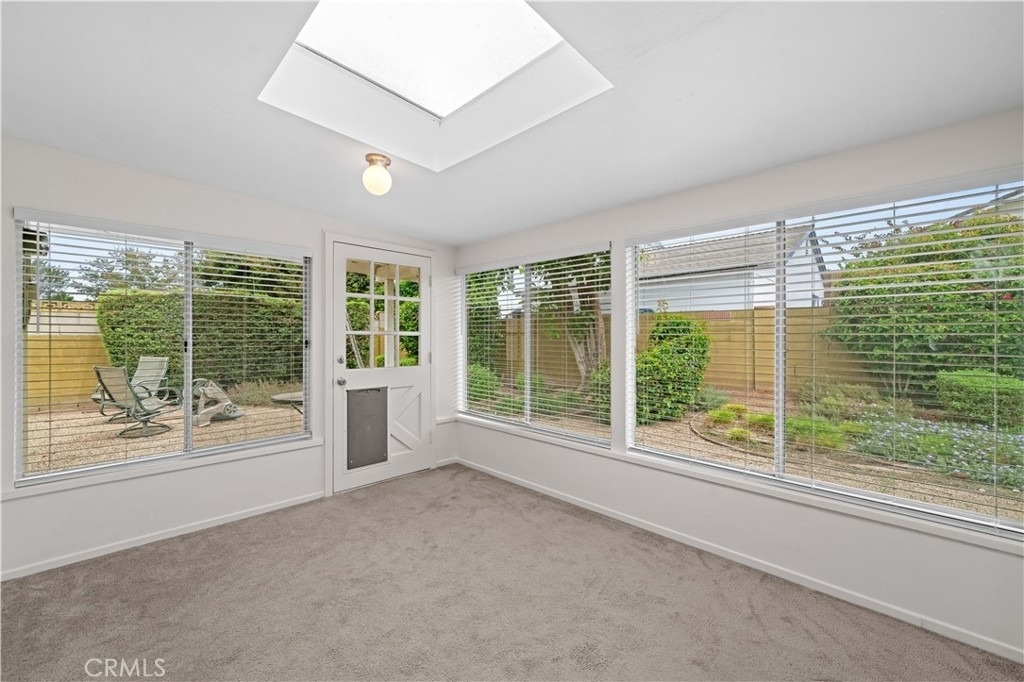 1019 E Walnut Avenue - Photo 27