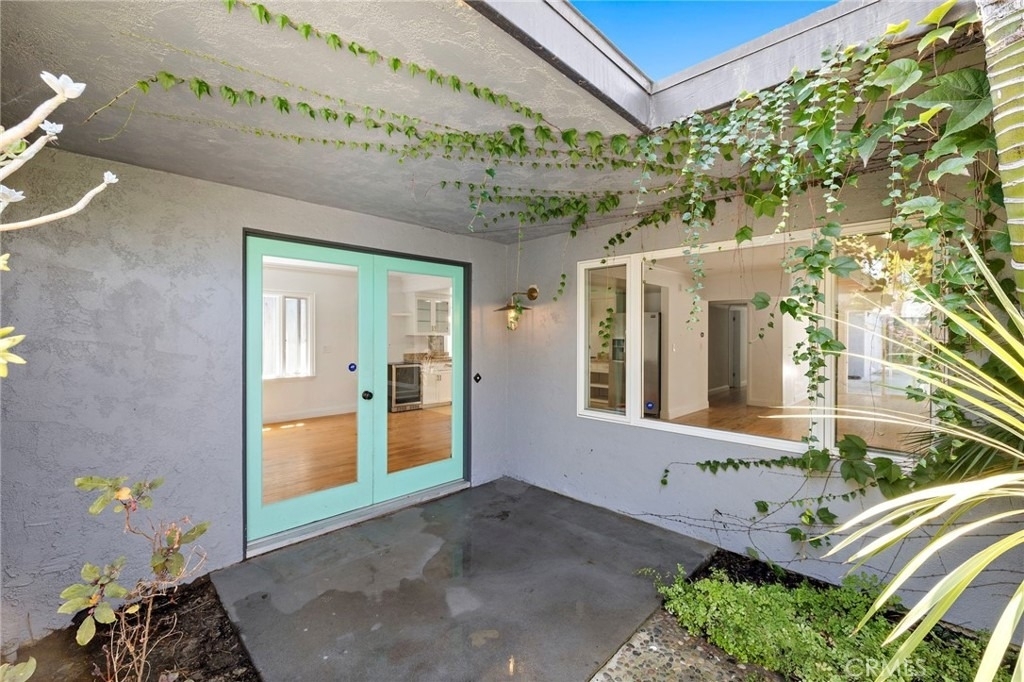273 Cecil Place - Photo 1