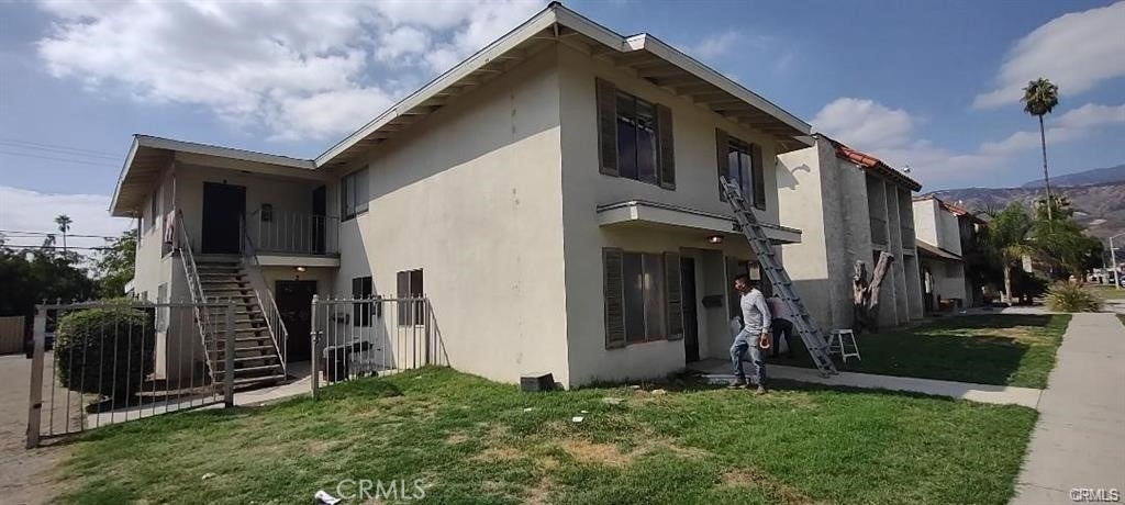 3890 N Lugo Avenue - Photo 0