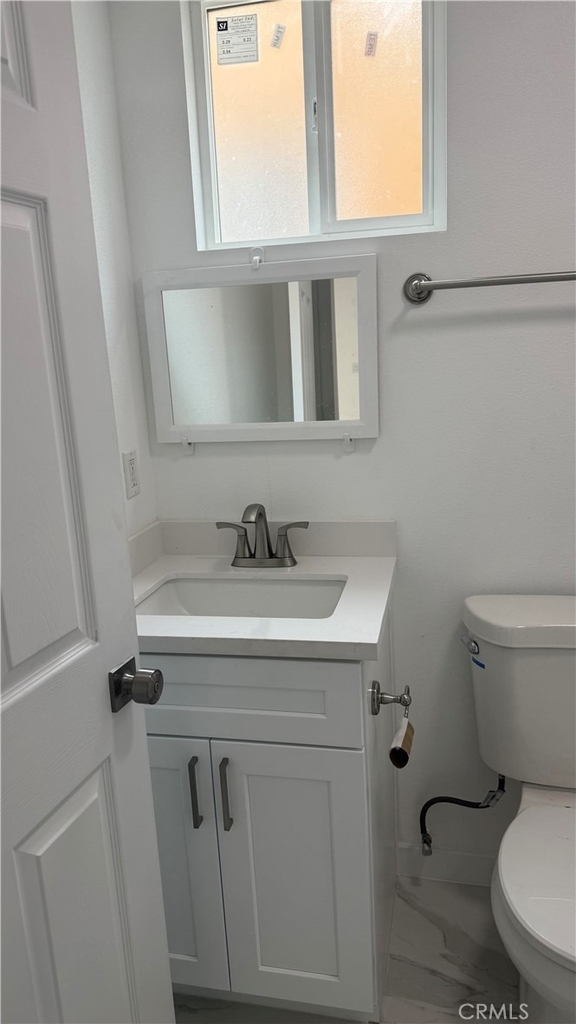 1155 E 81st Street - Photo 7