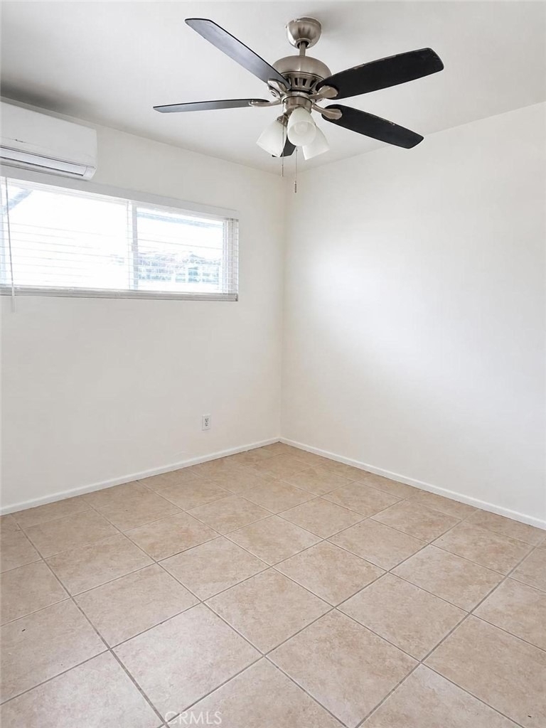343 W Tramview - Photo 7