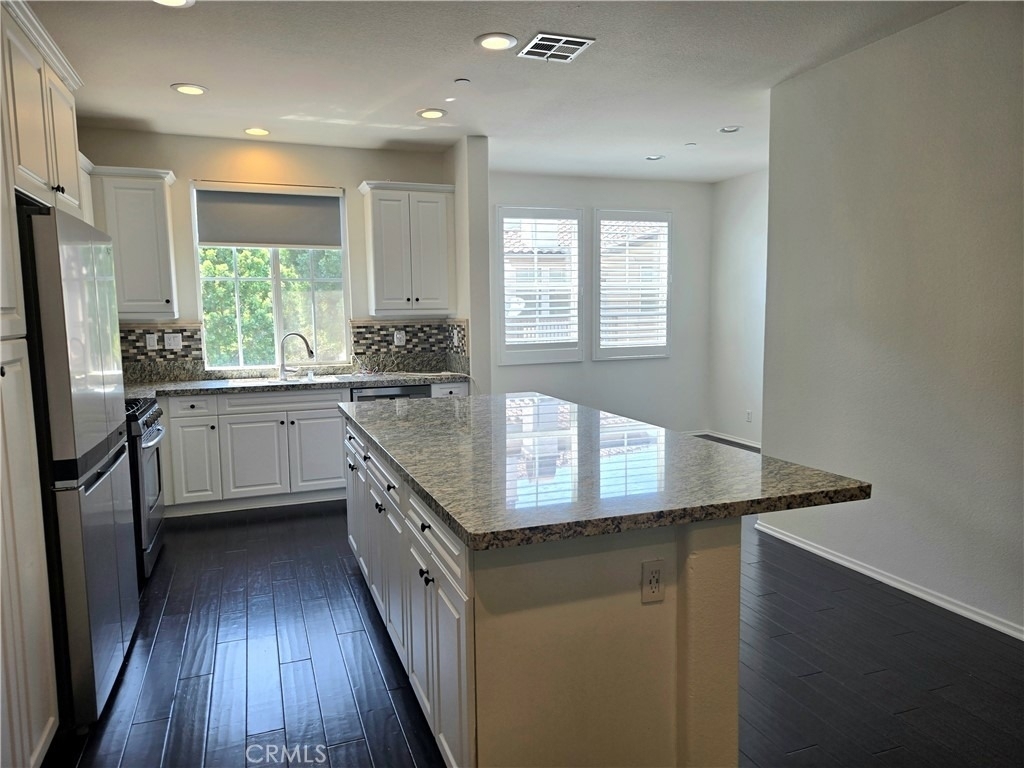 6372 Tivoli Lane - Photo 11