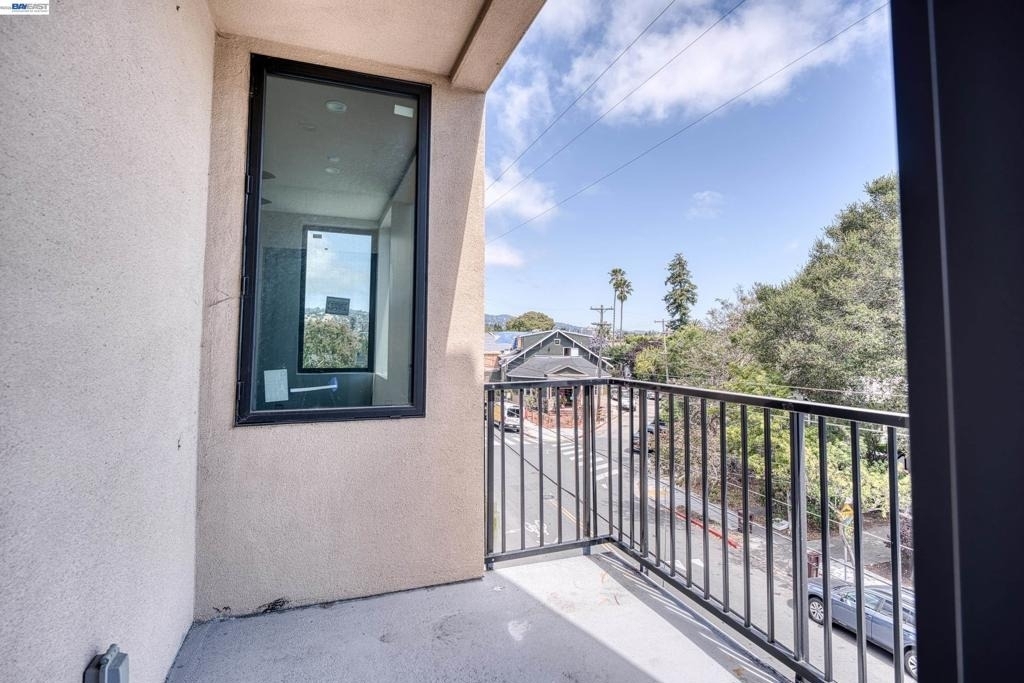 4202 Telegraph Ave - Photo 27
