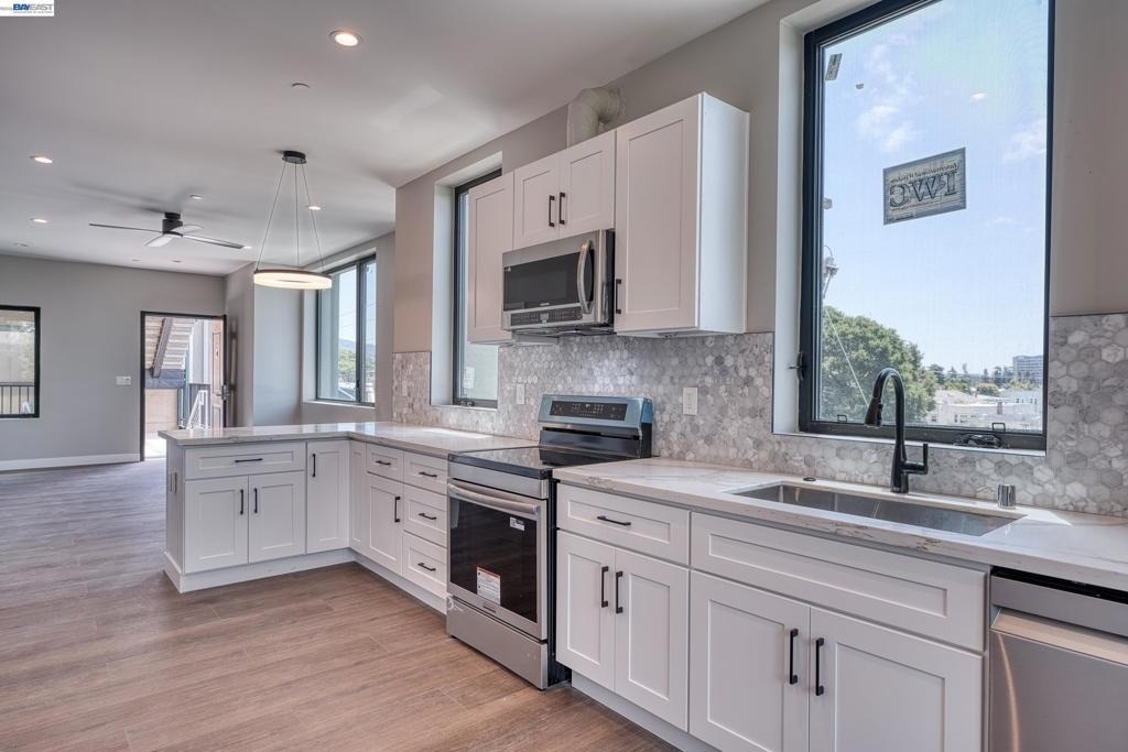 4202 Telegraph Ave - Photo 10