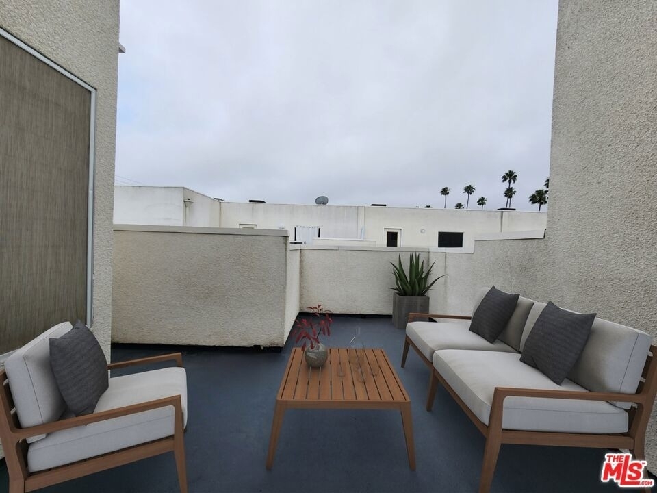 807 21st Street - Photo 20