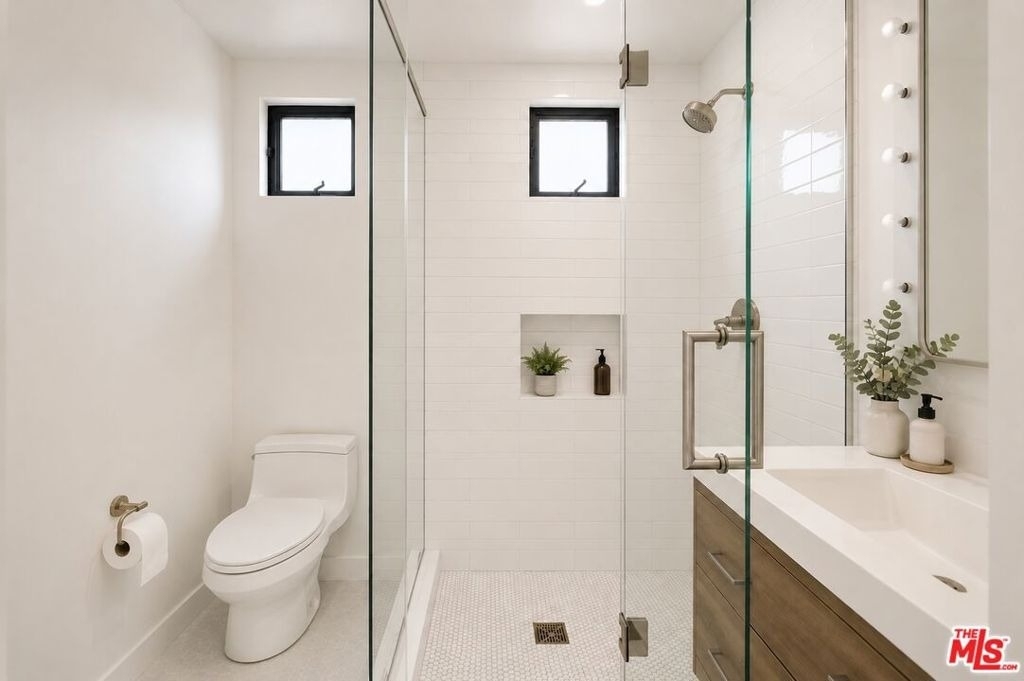 11439 Chenault Street - Photo 17