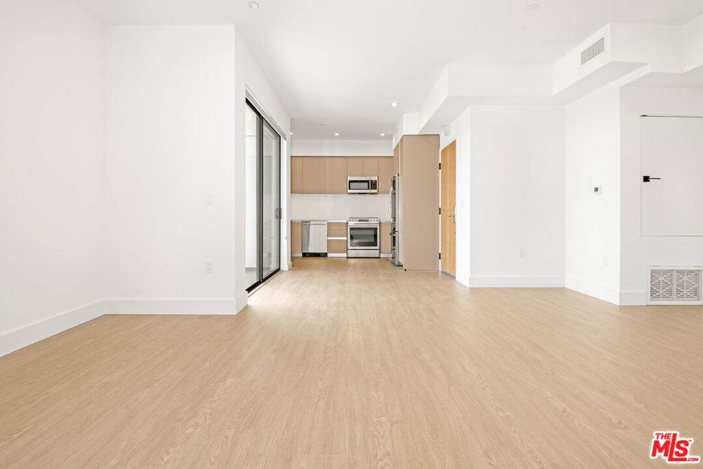 8555 Colgate Avenue - Photo 4